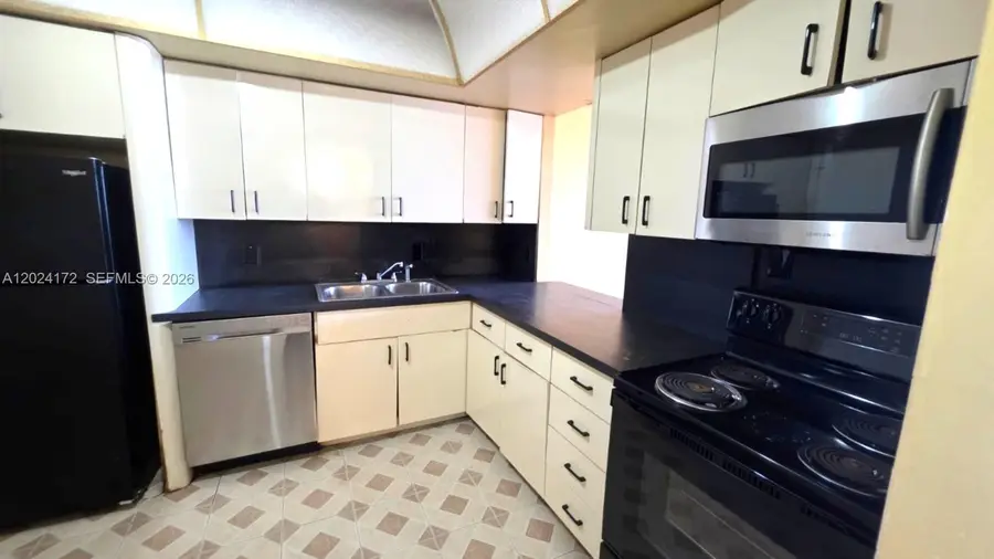 1301 NE Miami Gardens Dr #813W, Miami, FL 33179 - #3