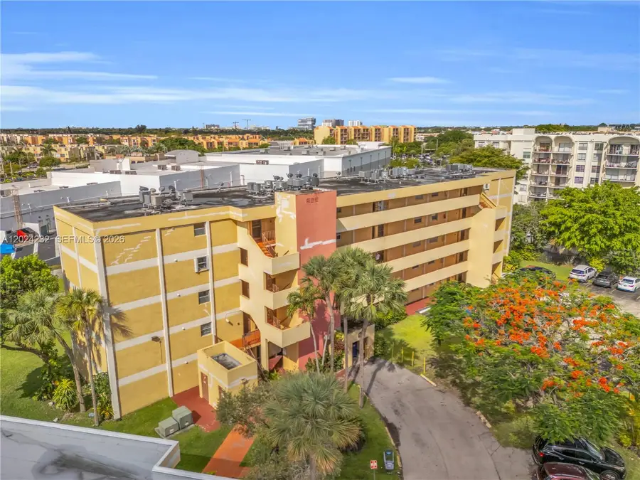 9280 Fontainebleau Blvd #505, Miami, FL 33172 - #2