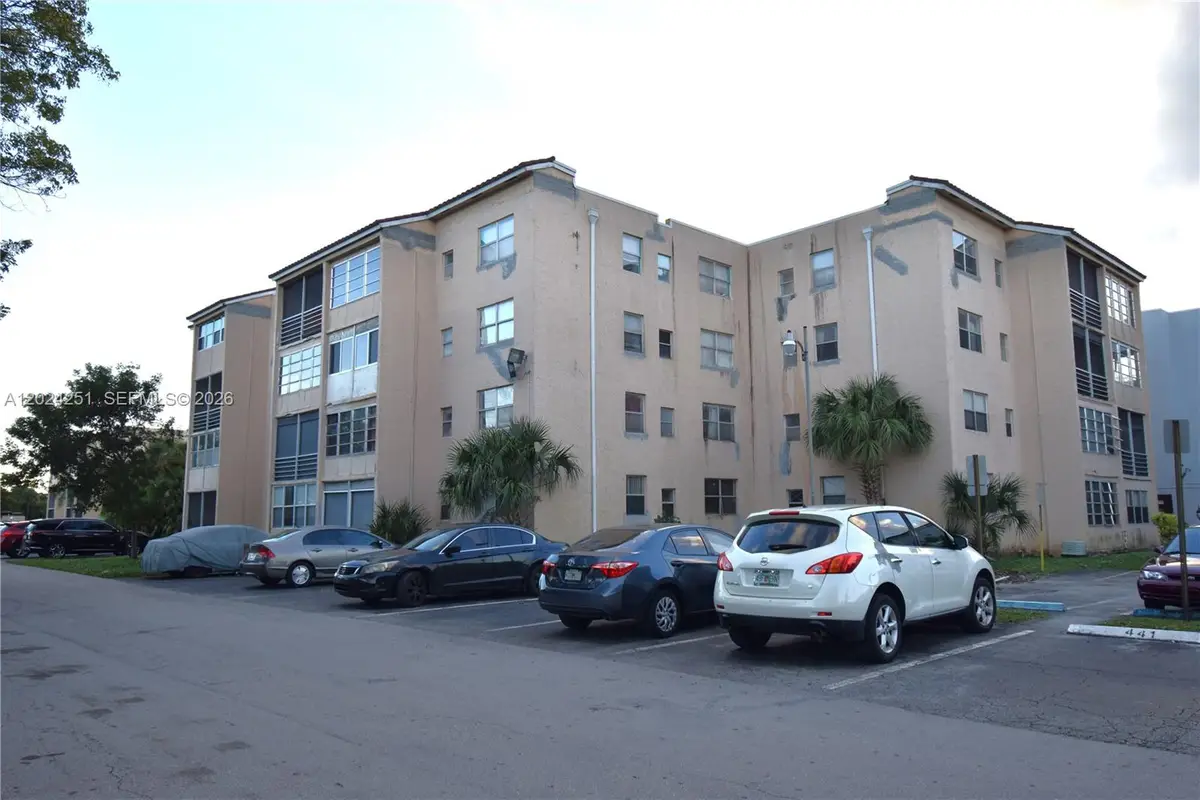 2850 Somerset Dr #414L, Lauderdale Lakes, FL 33311 - #1