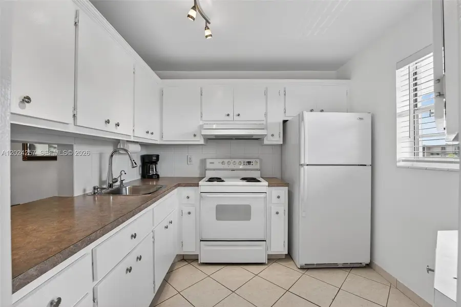 2800 NW 47th Ter #303B, Lauderdale Lakes, FL 33313 - #3