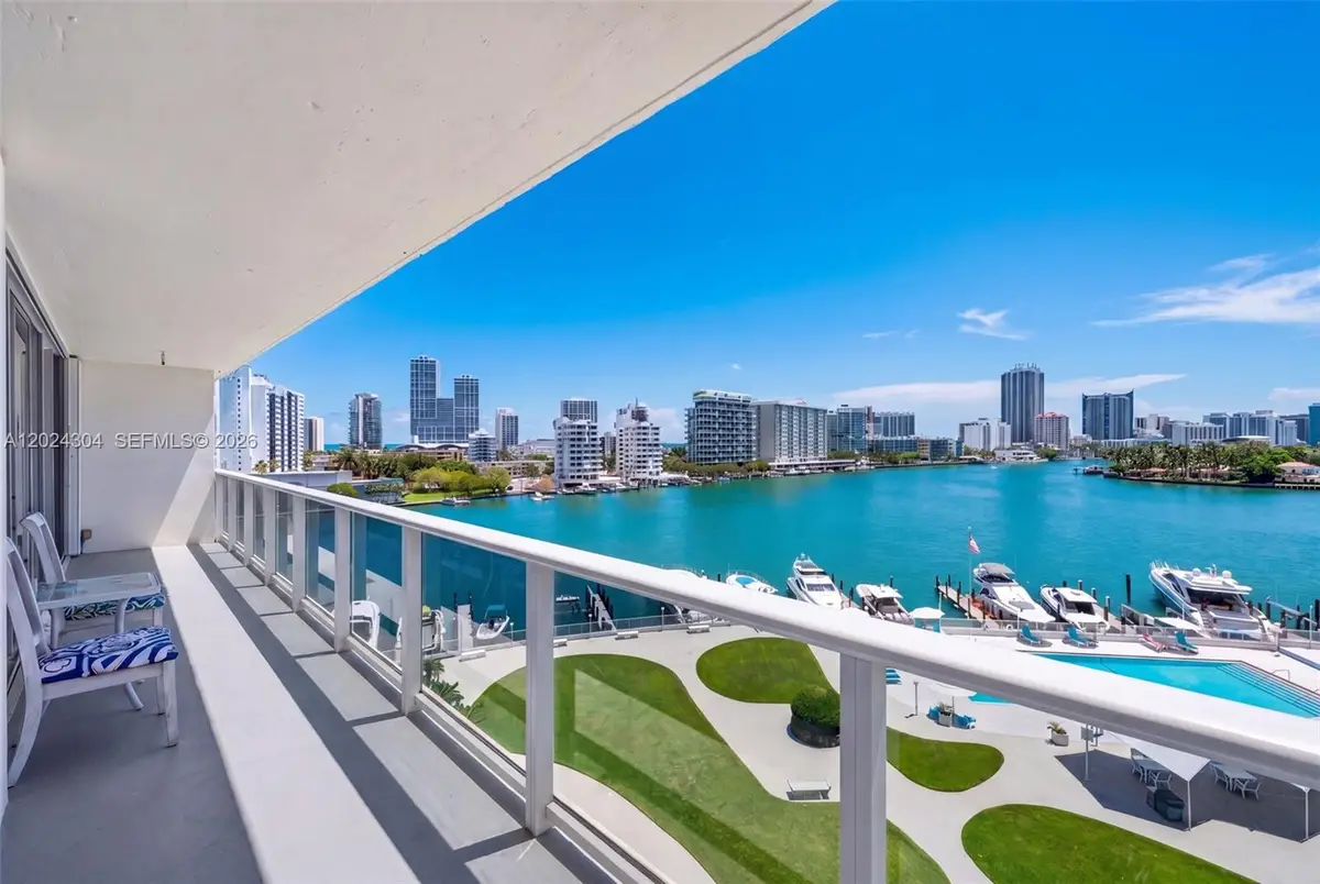 900 Bay Dr #606, Miami Beach, FL 33141 - #1