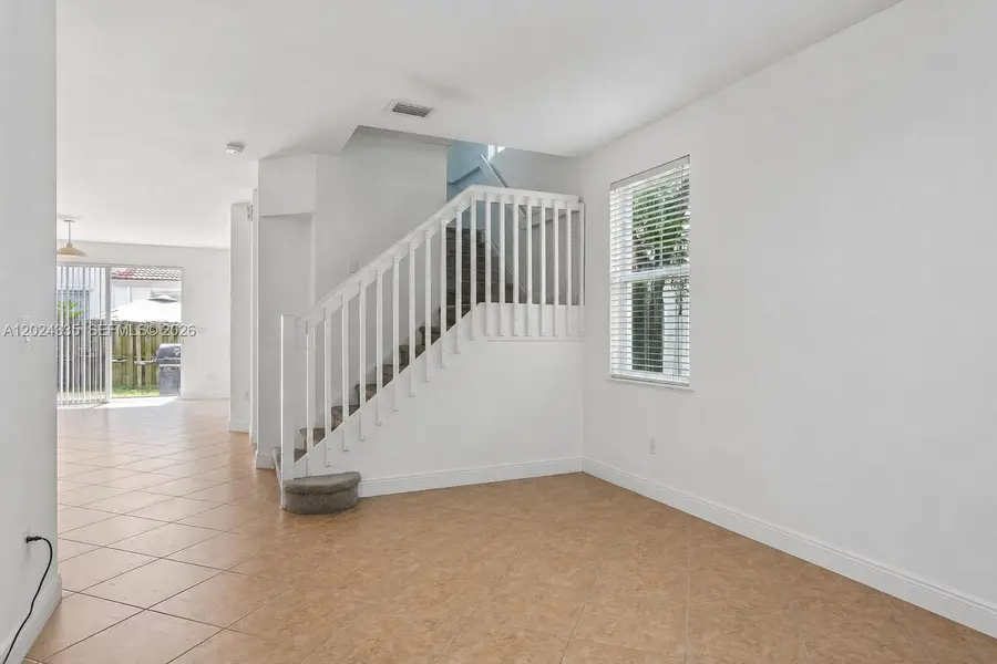 8121 NW 108th Pl, Doral, FL 33178 - #3