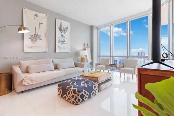851 NE 1st Ave #3006, Miami, FL 33132