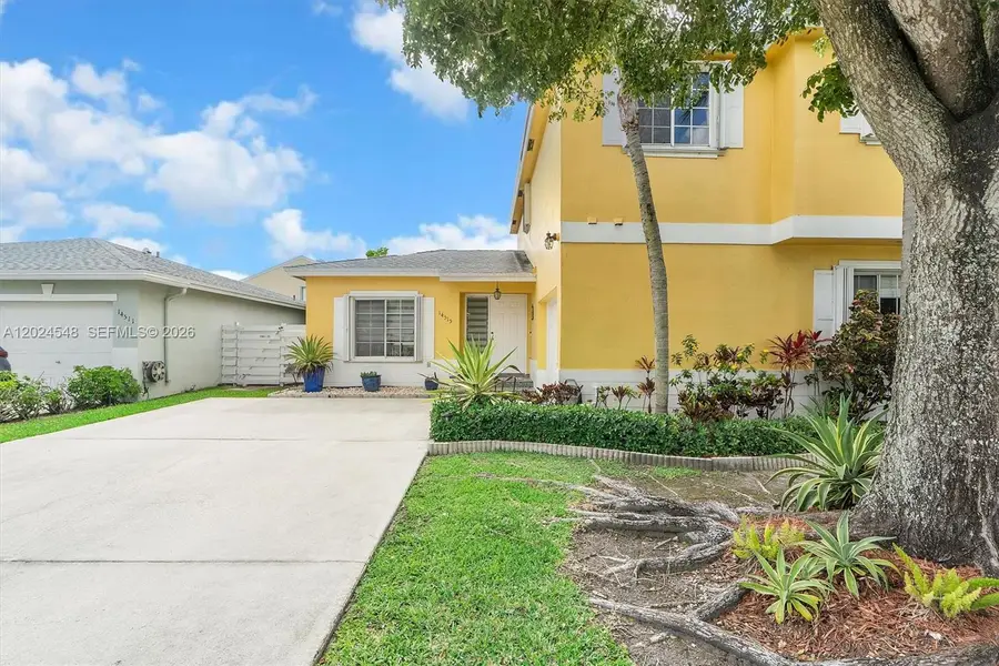 14515 SW 139th Ave Cir E, Miami, FL 33186 - #2