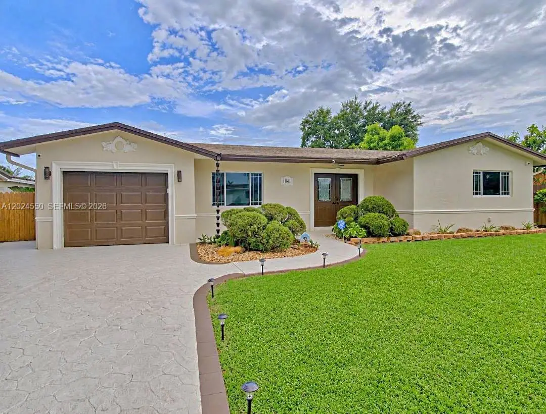1841 NW 113th Ave, Pembroke Pines, FL 33026 - #1