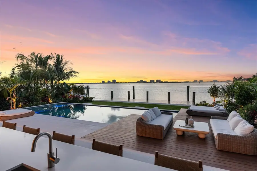 857 N Shore Dr, Miami Beach, FL 33141 - #2