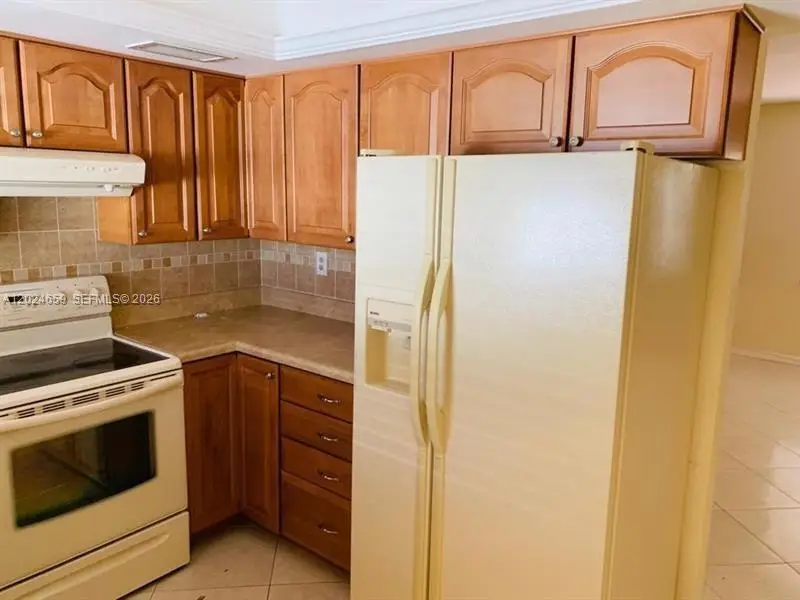 344 SW 1st St #9, Pompano Beach, FL 33060 - #3