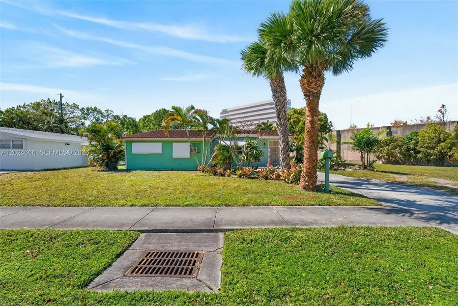 5931 NE 1st Ave, Oakland Park, FL 33334 - #2