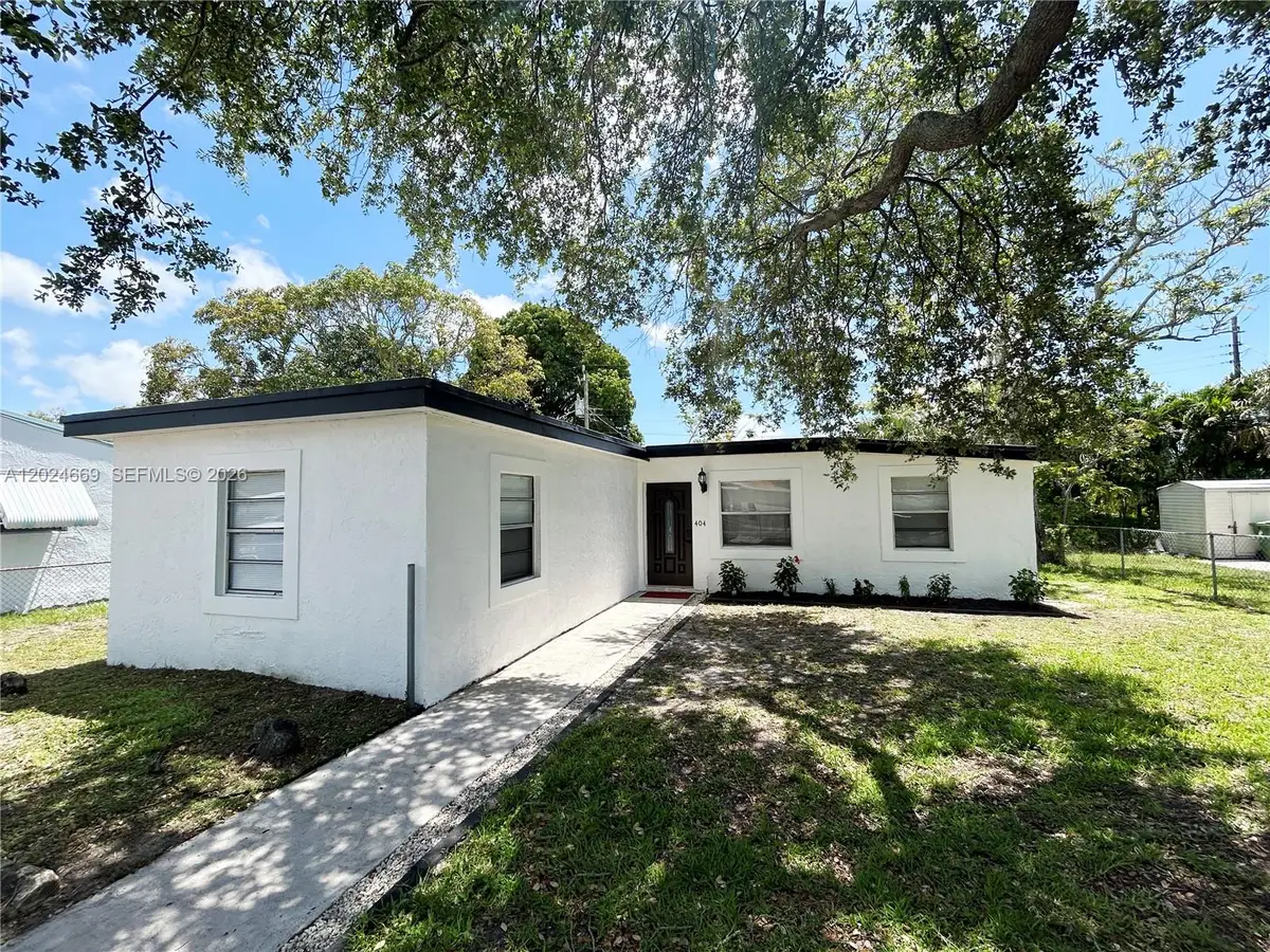 404 NW 18th Ave, Fort Lauderdale, FL 33311 - #1