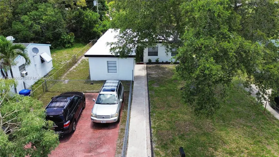 404 NW 18th Ave, Fort Lauderdale, FL 33311 - #2