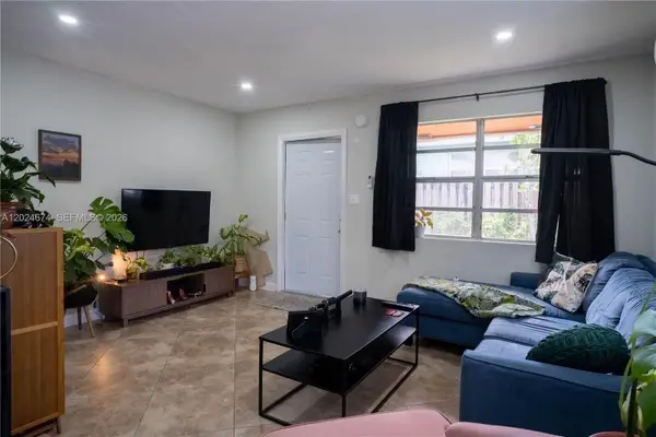 813 SW 29th St, Fort Lauderdale, FL 33315