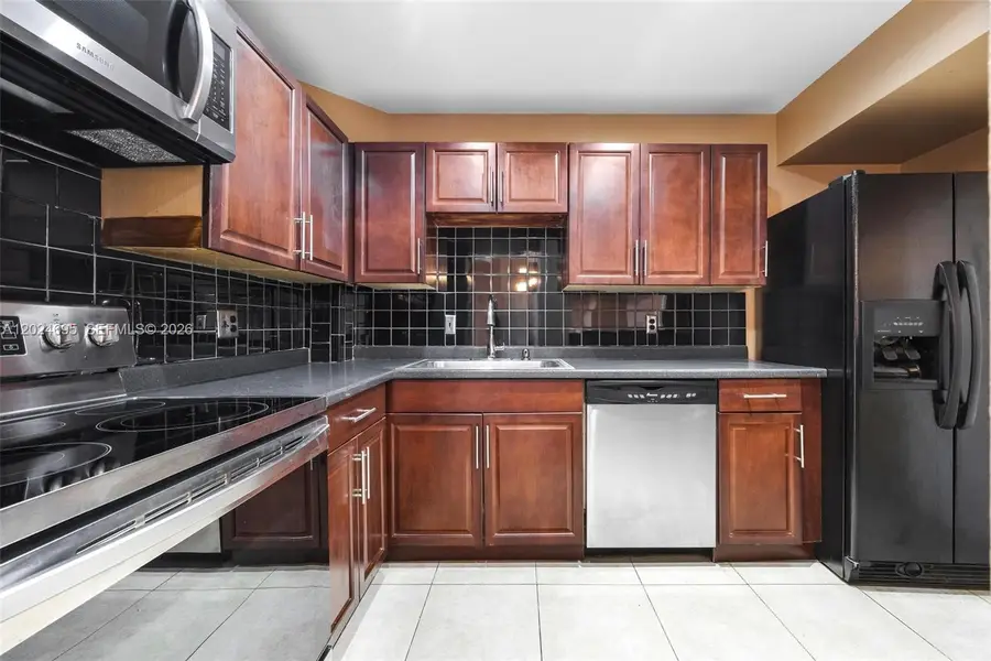 4350 Hillcrest Dr #1016, Hollywood, FL 33021 - #2