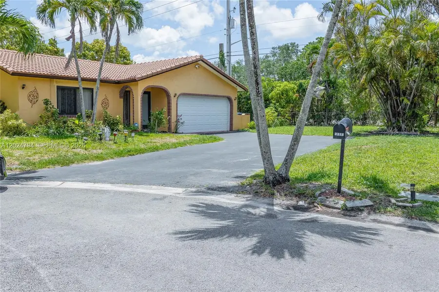 2315 NW 98th Ter, Coral Springs, FL 33065 - #2
