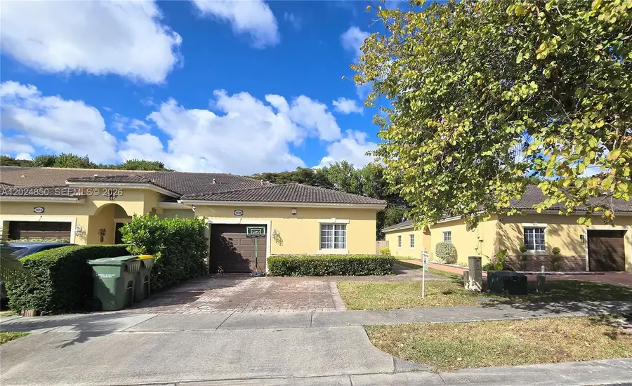1236 NE 32nd Ave, Homestead, FL 33033 - #2