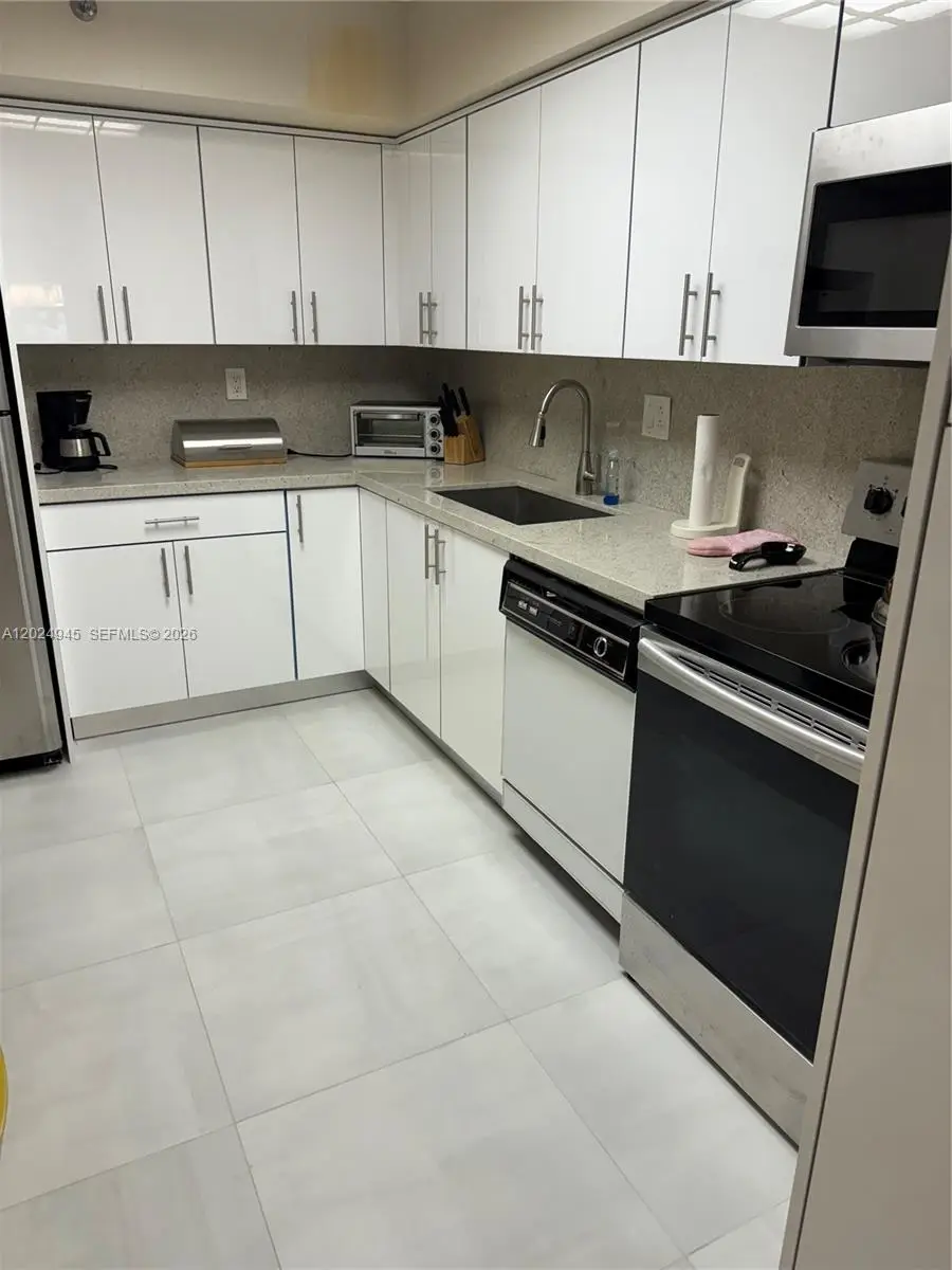 3600 Mystic Pointe Dr #208, Aventura, FL 33180 - #2