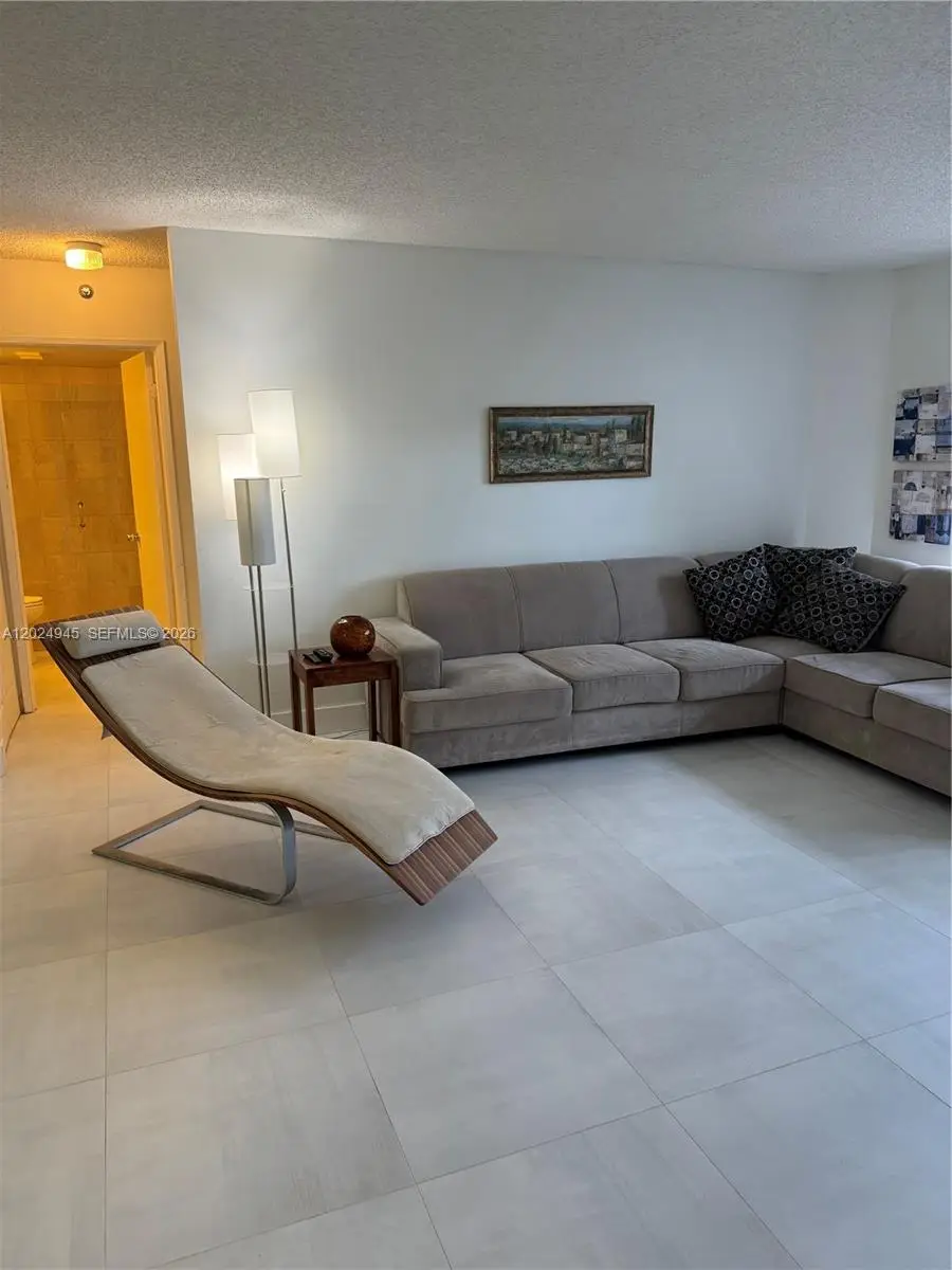 3600 Mystic Pointe Dr #208, Aventura, FL 33180 - #3