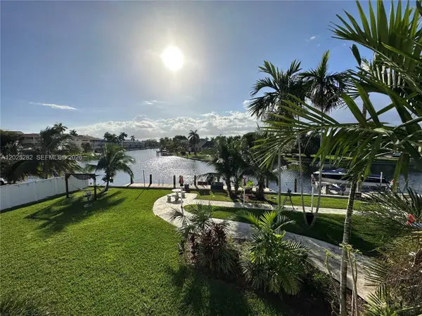 455 Golden Isles Dr #204, Hallandale Beach, FL 33009