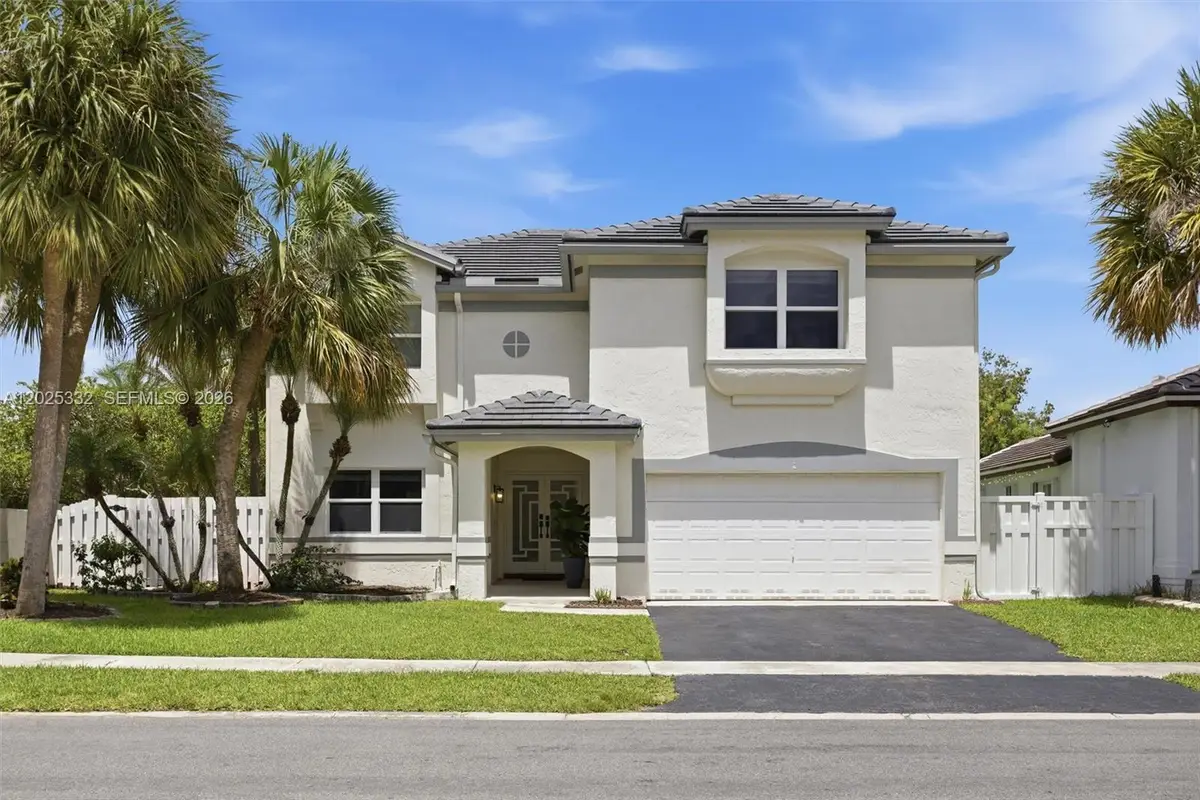 2 Gables Blvd, Weston, FL 33326 - #1