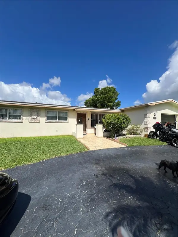 1620 NW 122nd Ave, Pembroke Pines, FL 33026