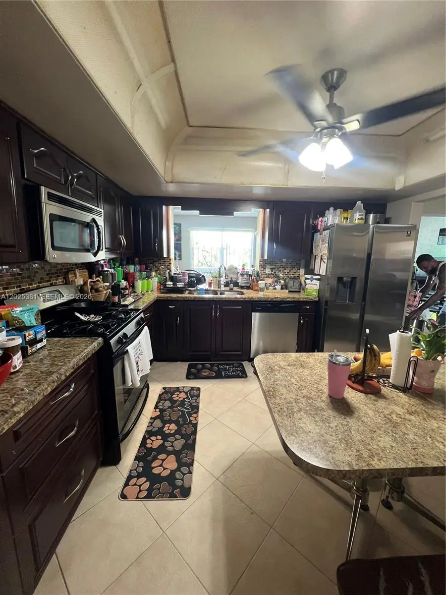 1620 NW 122nd Ave, Pembroke Pines, FL 33026 - #3