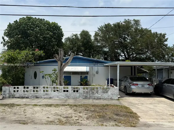 1535 NW 153rd St, Miami Gardens, FL 33054