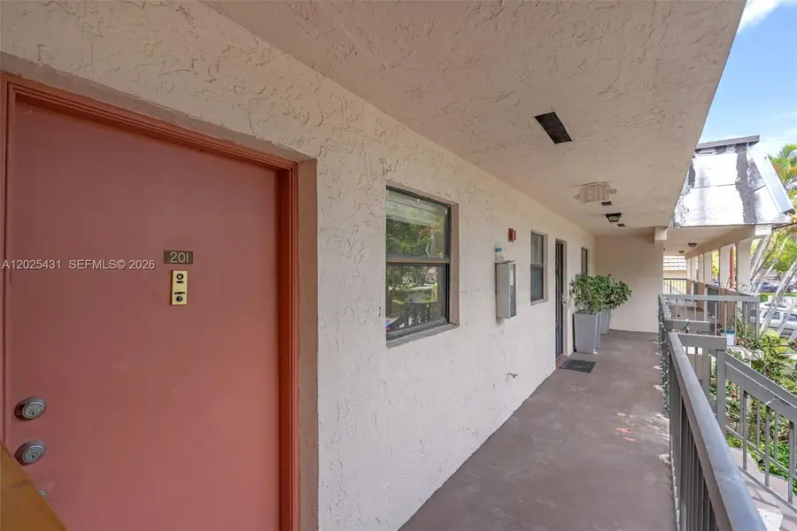 841 NE 207th Ln #3-201, Miami, FL 33179 - #2