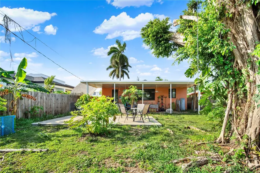 851 SW 1st St, Florida City, FL 33034 - #2