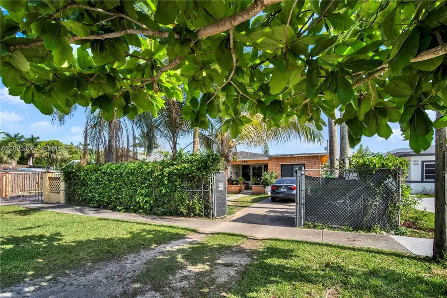 851 SW 1st St, Florida City, FL 33034 - #3