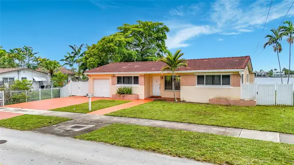 2501 NE 209th Ter, Miami, FL 33180