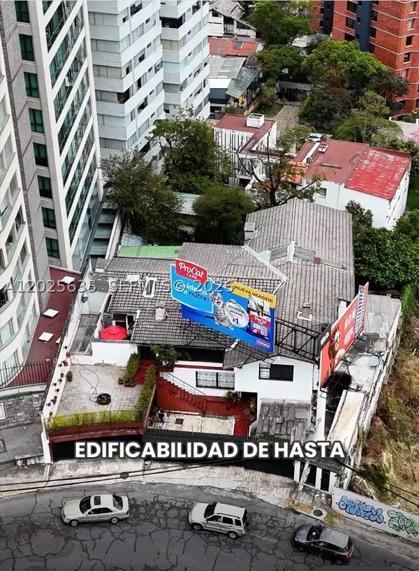 E 13- 126 Fernando Ayarza Y Eloy Alfaro, Quito, FL 