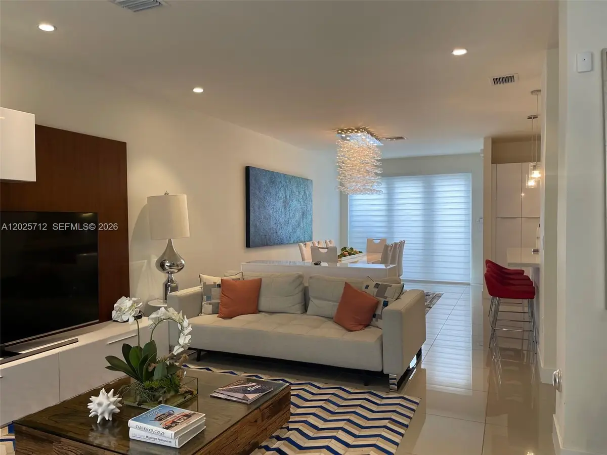 6471 NW 103rd Psge, Doral, FL 33178 - #1