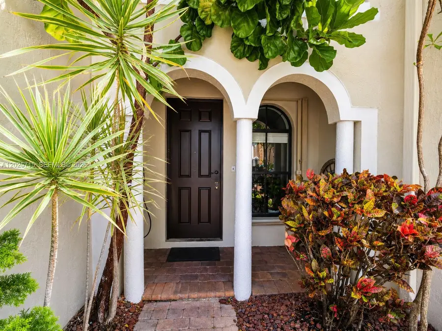 3054 NW 103rd Path, Doral, FL 33172 - #3