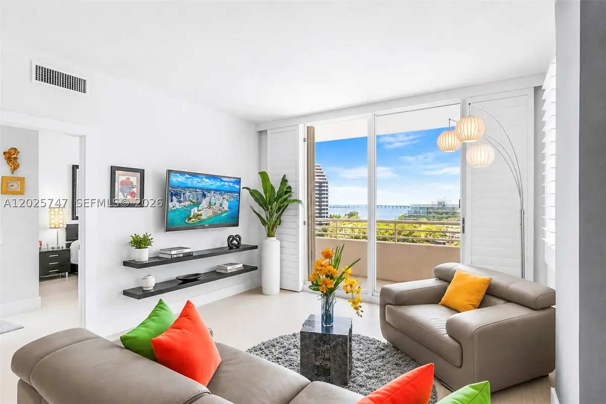 888 Brickell Key Dr #1002, Miami, FL 33131 - #1