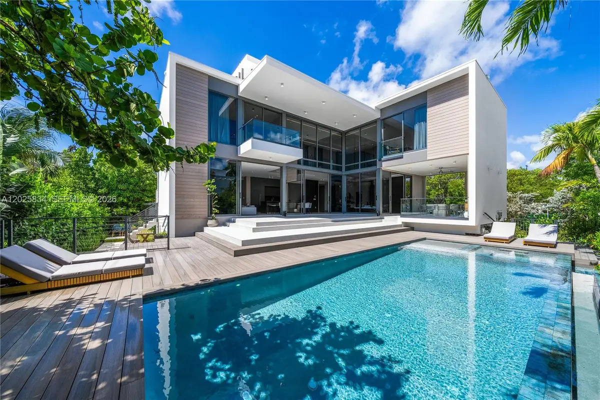 571 Glenridge Rd, Key Biscayne, FL 33149 - #1