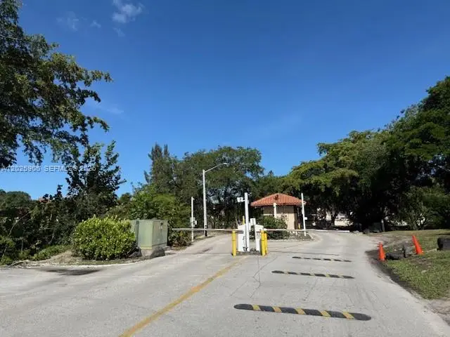 6101 N Falls Circle Dr #312, Lauderhill, FL 33319 - #1