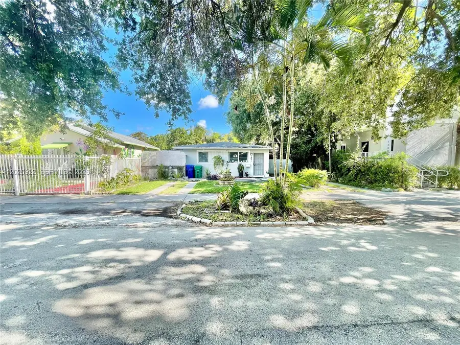 1874 NW 19th St, Miami, FL 33125 - #3