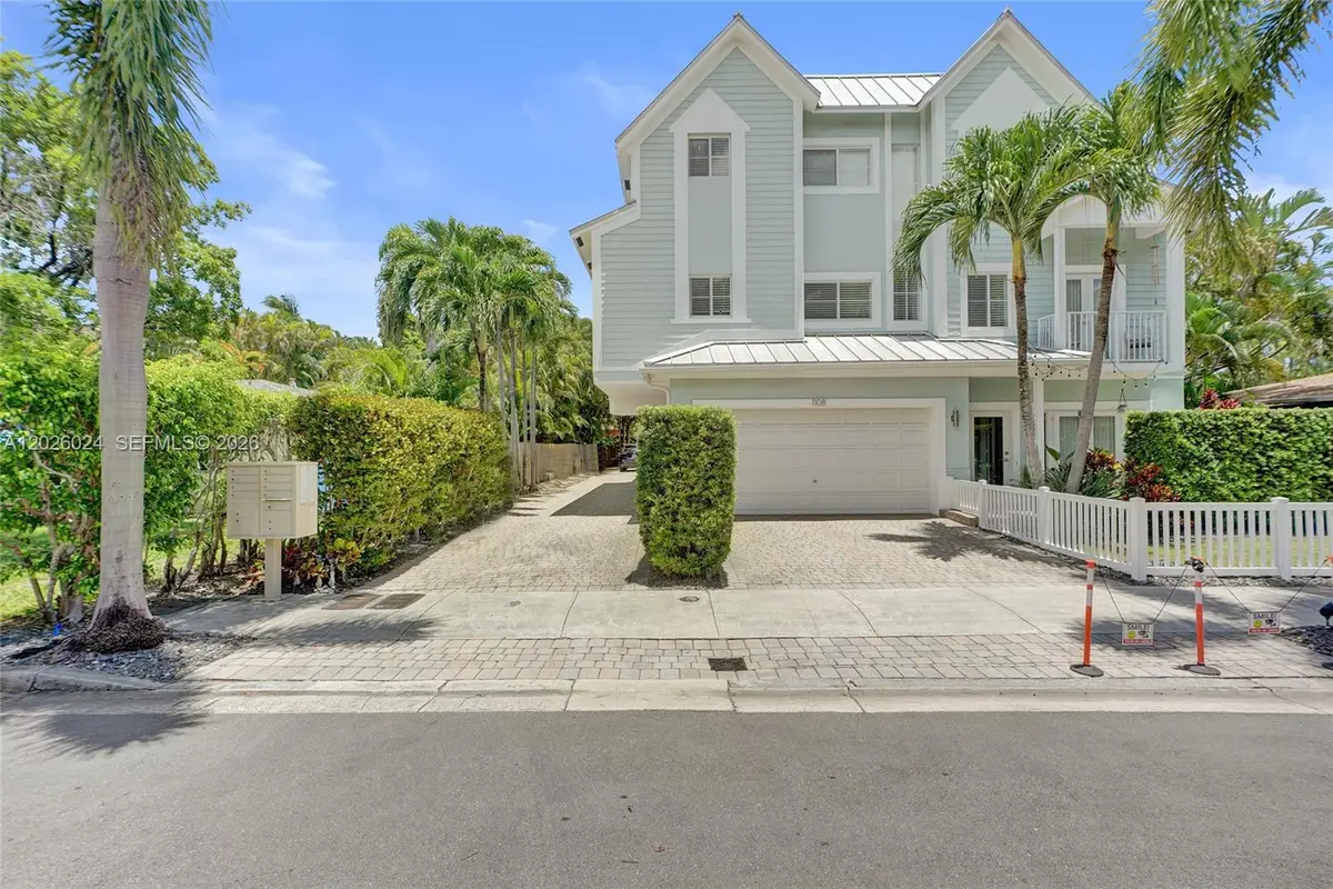 1112 NE 17th Way, Fort Lauderdale, FL 33304 - #1