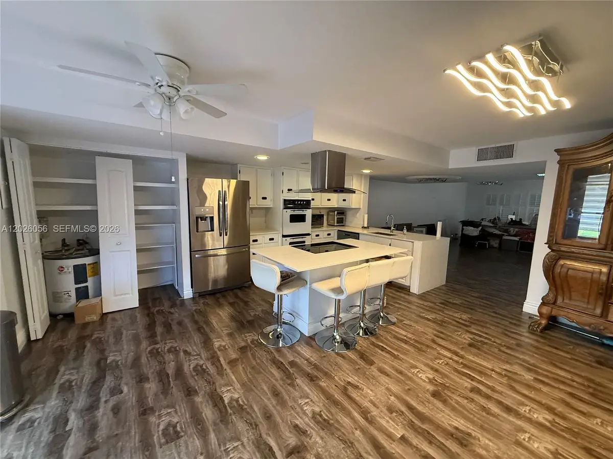 2606 NE 10 St #2606, Hallandale Beach, FL 33009 - #1