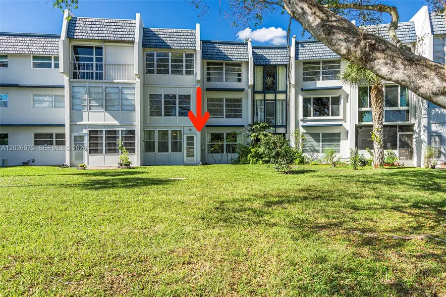 7887 Golf Cir Dr #106, Margate, FL 33063 - #2