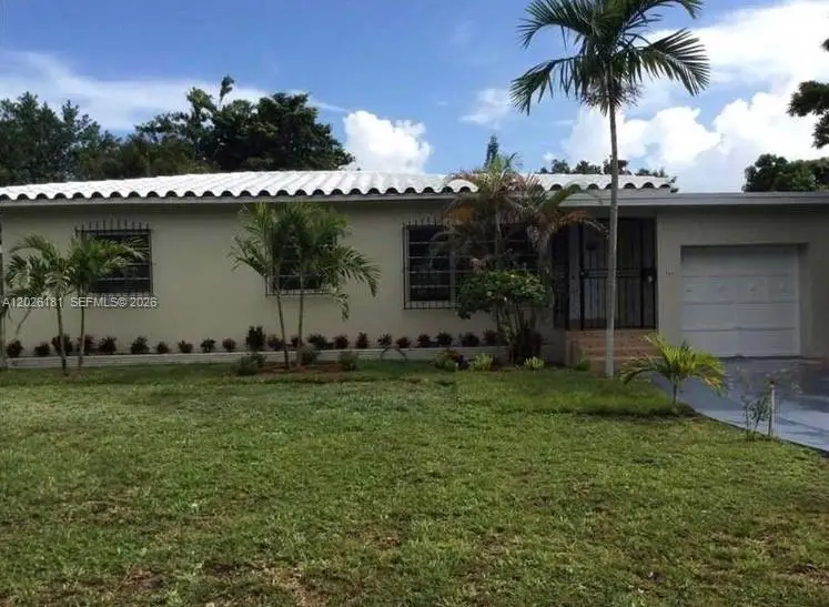 730 NE 139 St, North Miami, FL 33161 - #1