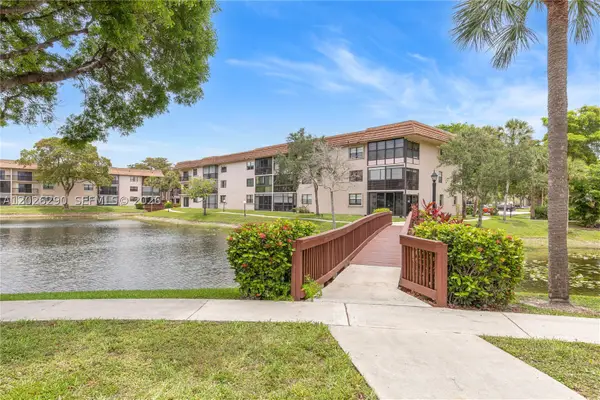 4950 E Sabal Palm Blvd #106, Tamarac, FL 33319