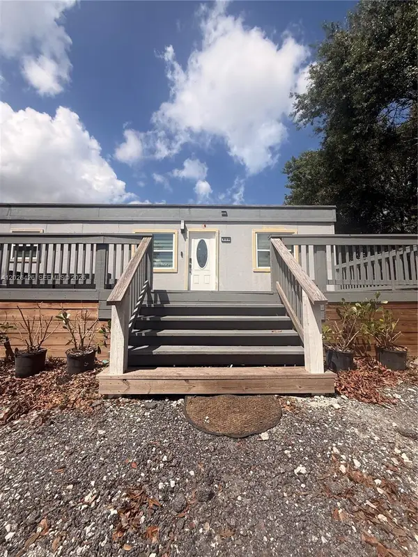 820 N Trebol St, Clewiston, FL 33440