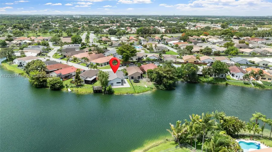 15037 Brighton Ln, Davie, FL 33331 - #3