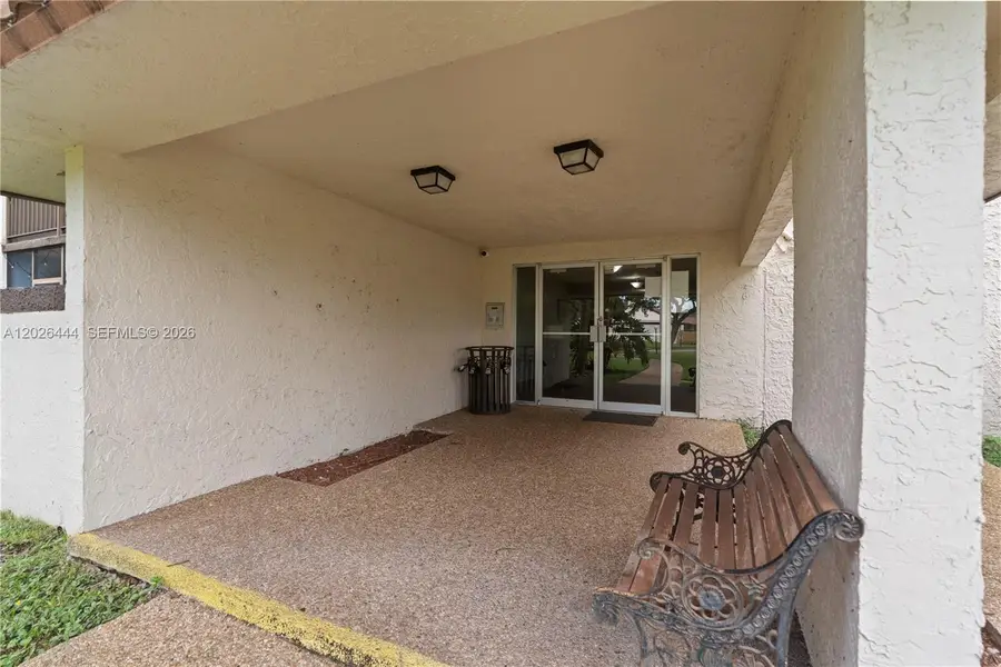 7100 NW 17th St #219, Plantation, FL 33313 - #3