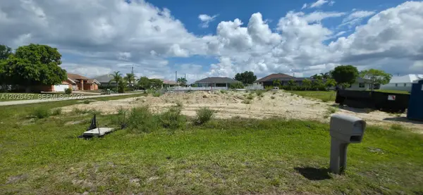 1809 NW 37th Pl, Other, FL 33993