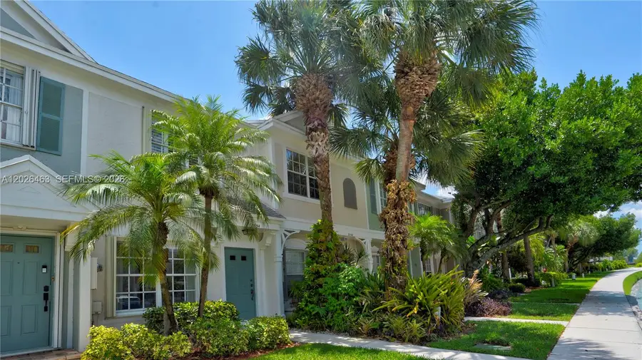 8054 Sanibel Dr, Tamarac, FL 33321 - #2