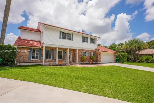 5680 Thornbluff Ave, Davie, FL 33331