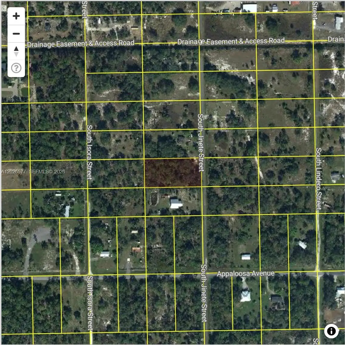 670 S Jinete St, Clewiston, FL 33440 - #1