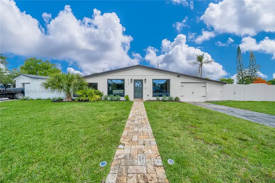 9265 Martinique Dr, Cutler Bay, FL 33189 - #3