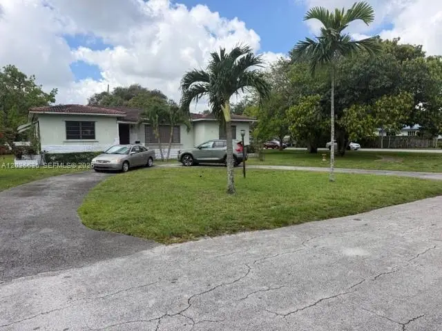 2 NE 110th St, Miami Shores, FL 33161 - #1